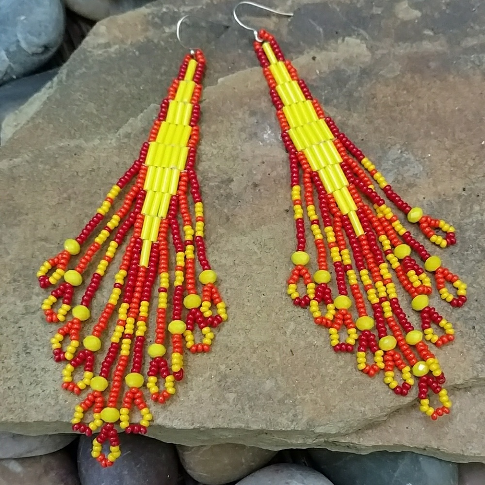 Native American bead earrings - Picture 1 of 4